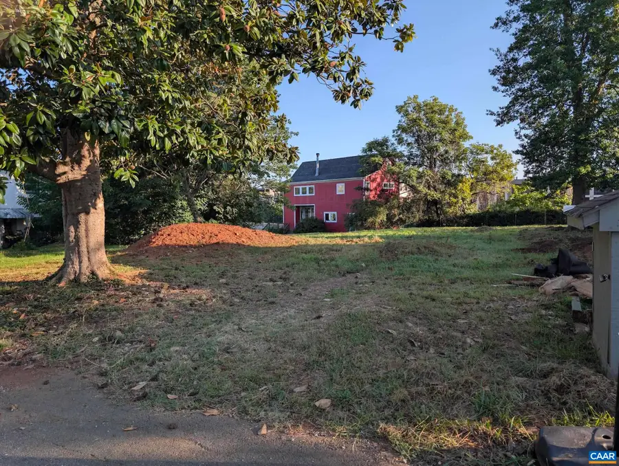 1105 Cherry St, Charlottesville, VA 22902 - #2