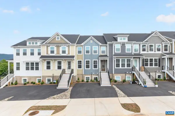 2229 Leeham St, Crozet, VA 22932
