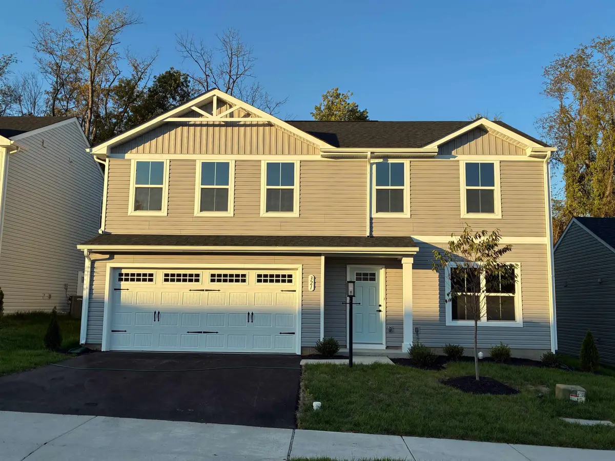 321 Walsh Ln, Waynesboro, VA 22980 - #1