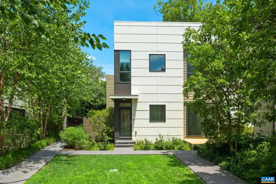 1130 E High St, Charlottesville, VA 22902 - #2