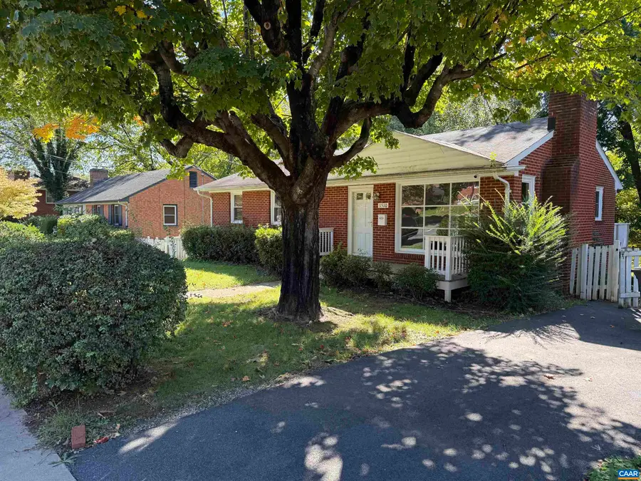 1510 Amherst Ave, Charlottesville, VA 22903 - #2