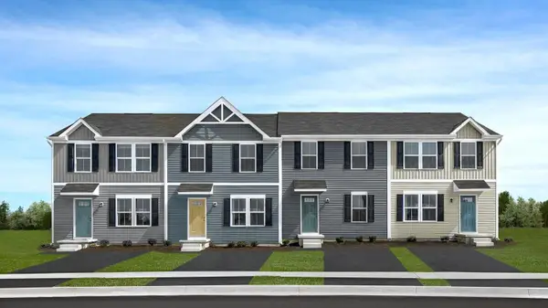 2 Shamrock Dr, Broadway, VA 22815