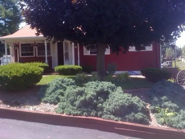 2301 Park Hill Rd, Staunton, VA 24401 - #2
