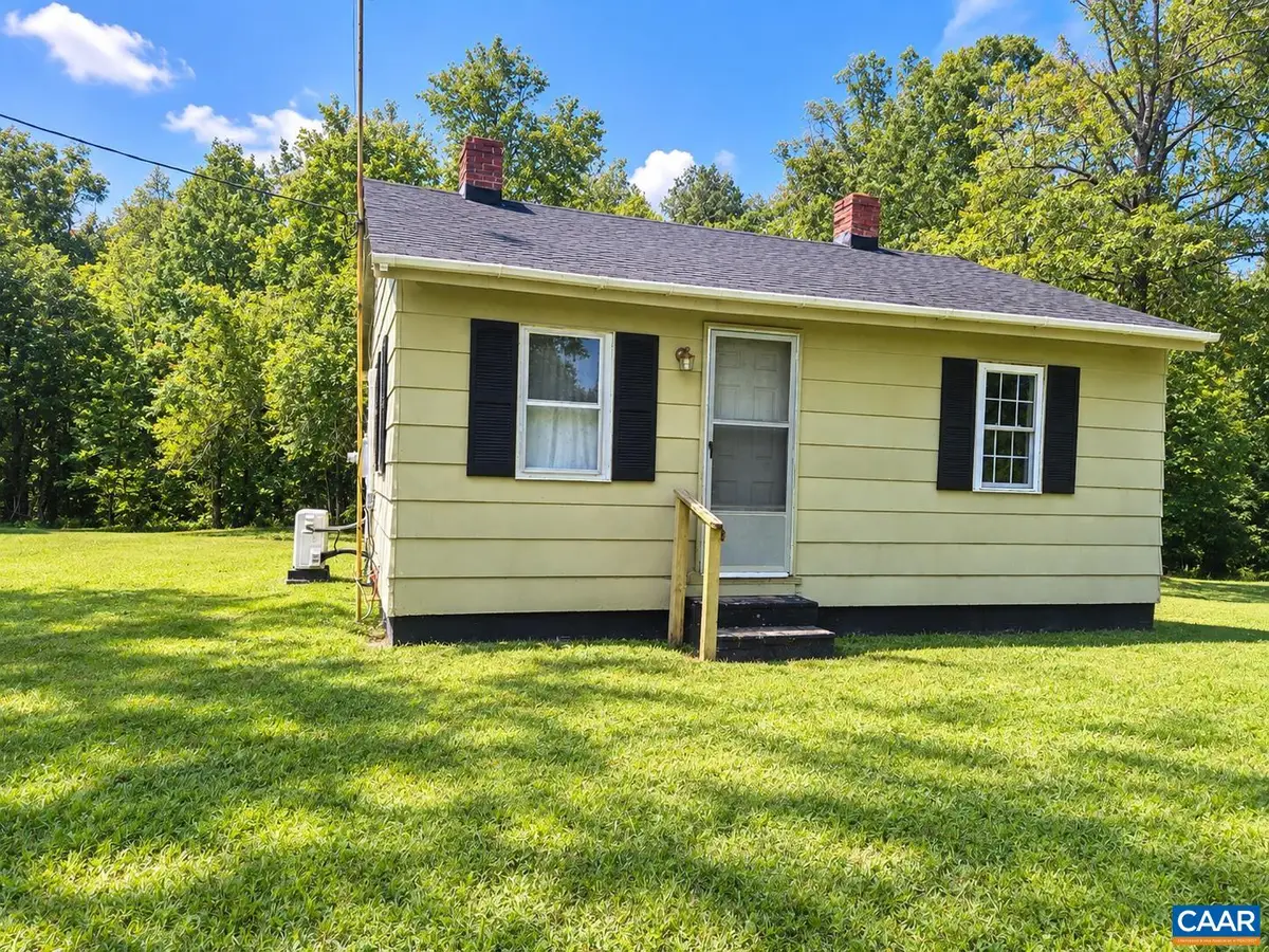 728 Nannie Burton Rd, Louisa, VA 23093 - #1