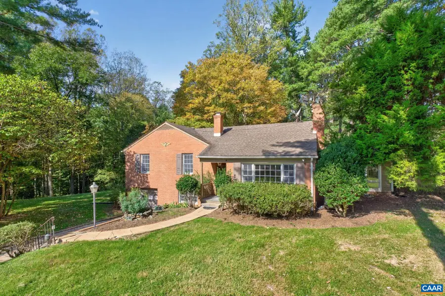 1044 Milton Dr, Keswick, VA 22947 - #2