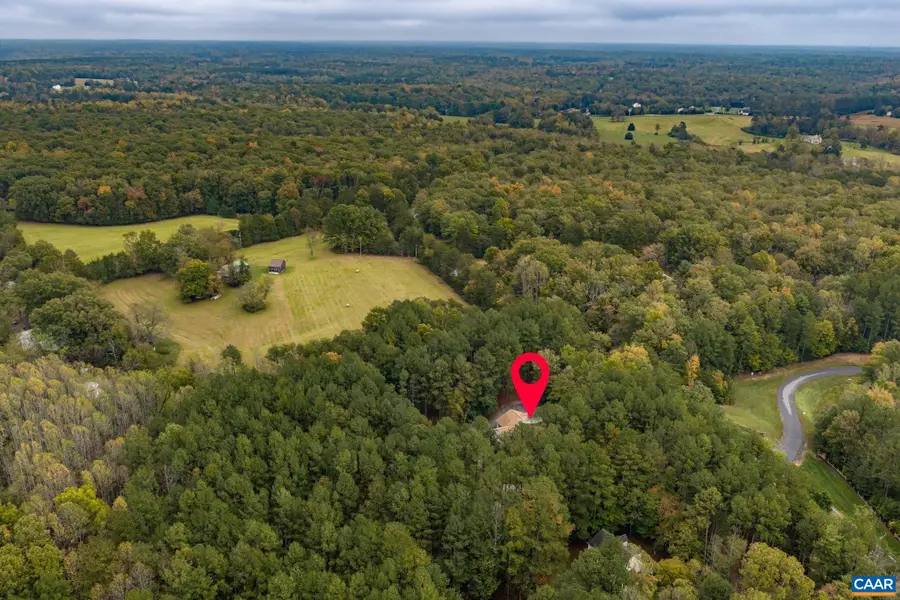 3611 Union Mills Rd, Troy, VA 22974 - #3