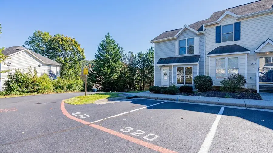 820 Camelot Ln, Harrisonburg, VA 22801 - #3