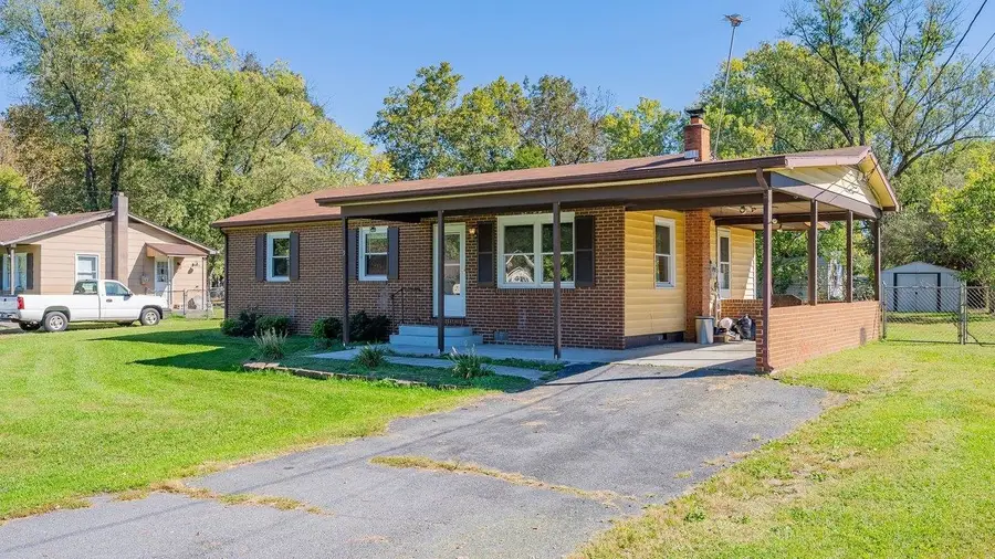 3 W Old Barn Rd, Luray, VA 22835 - #2