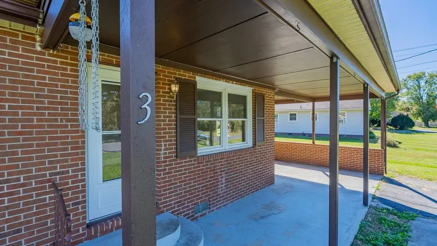 3 W Old Barn Rd, Luray, VA 22835 - #3