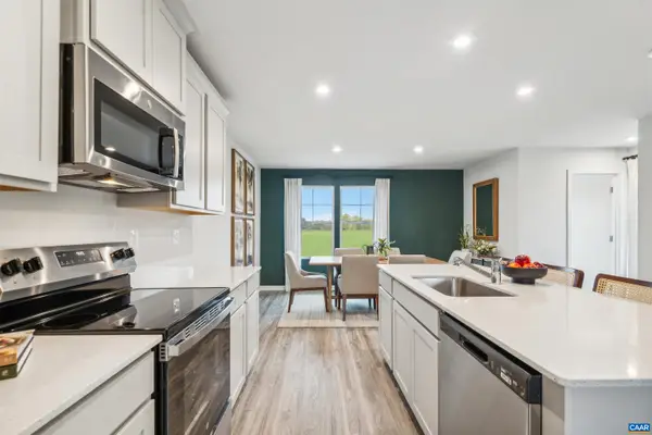 261 Oldfield Dr, Charlottesville, VA 22902