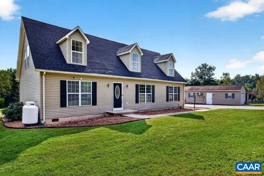 676-B Rockfish School Ln, Afton, VA 22920 - #2