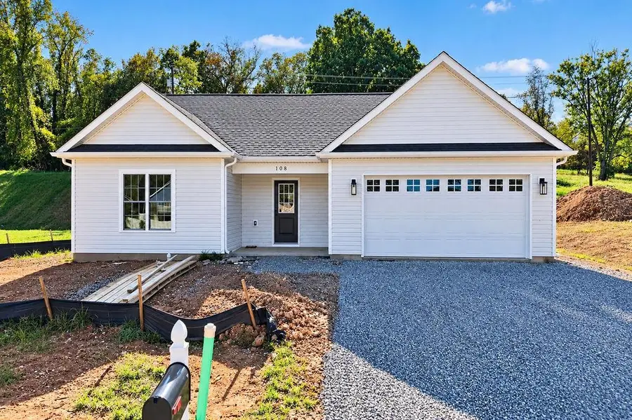 108 Brook Glen Ln, Staunton, VA 24401 - #2