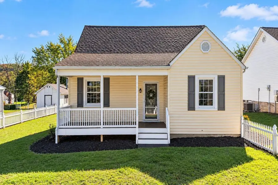 1516 Lyndhurst Rd, Waynesboro, VA 22980 - #2