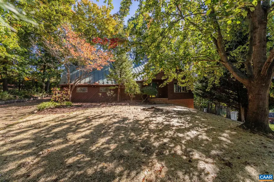 1156 Springfield Dr, Harrisonburg, VA 22801 - #2