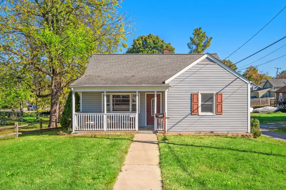715 Bridge Ave, Waynesboro, VA 22980 - #1