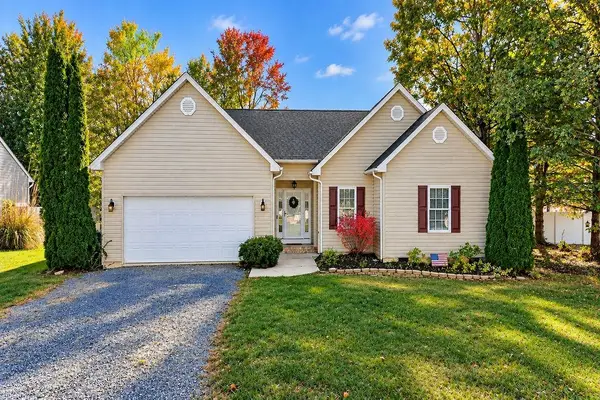 115 Northwood Dr, Waynesboro, VA 22980