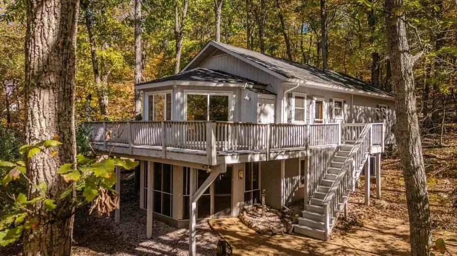 4704 Palmer Rd, McGaheysville, VA 22840 - #2