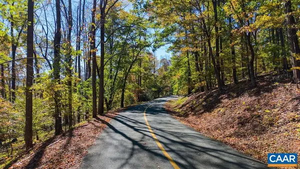 680 Crawfords Climb, Nellysford, VA 22958