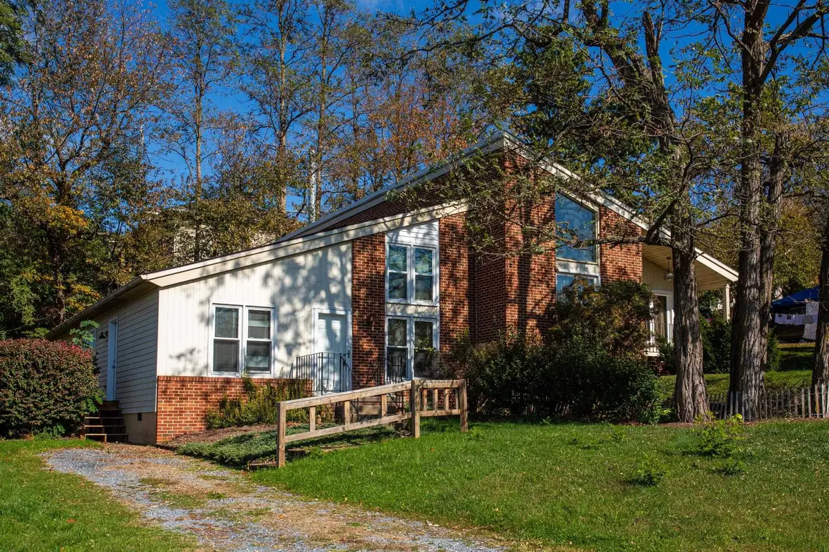 1175 Rosedale Dr, Harrisonburg, VA 22801 - #1