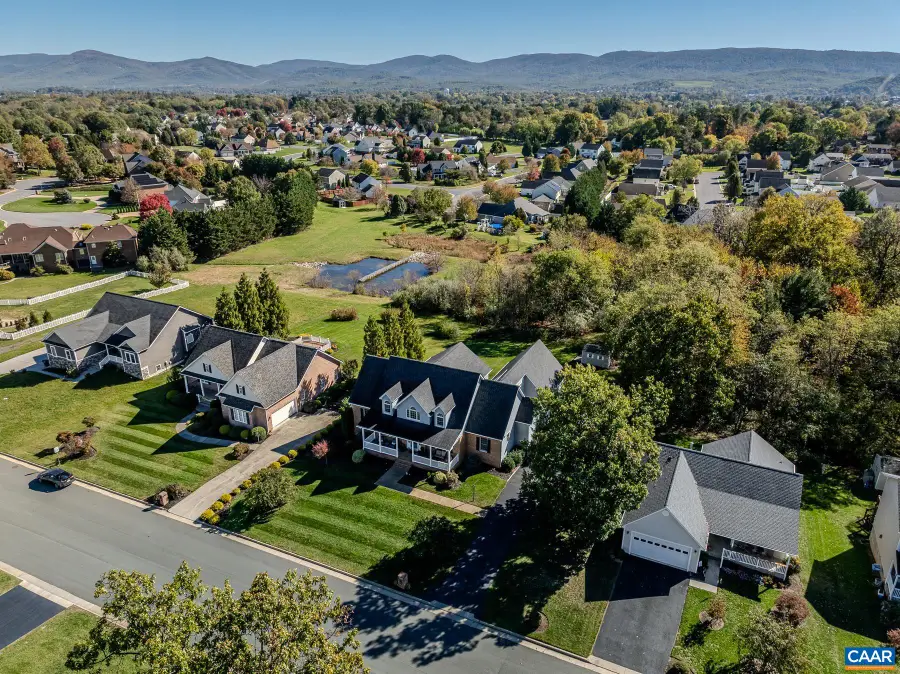 2554 Village Dr, Waynesboro, VA 22980 - #2