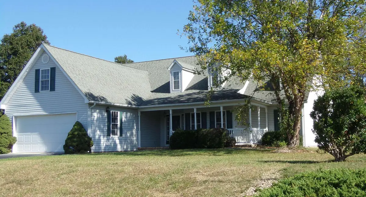 108 Ashley Rd, Stuarts Draft, VA 24477 - #1