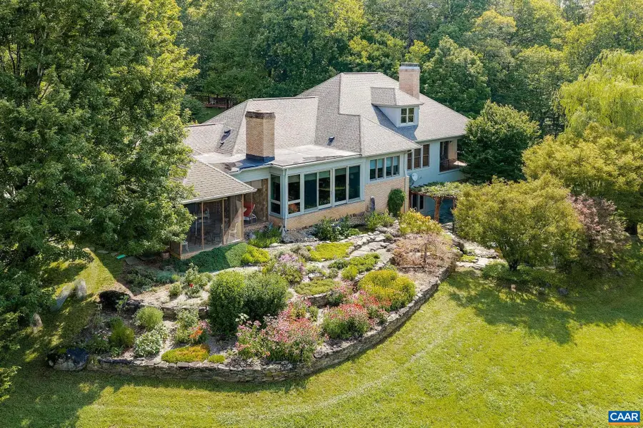 8486 Rockfish Valley Hwy, Afton, VA 22920 - #3