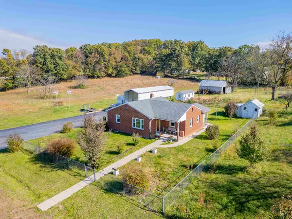 903 Entry School Rd, Fishersville, VA 22939