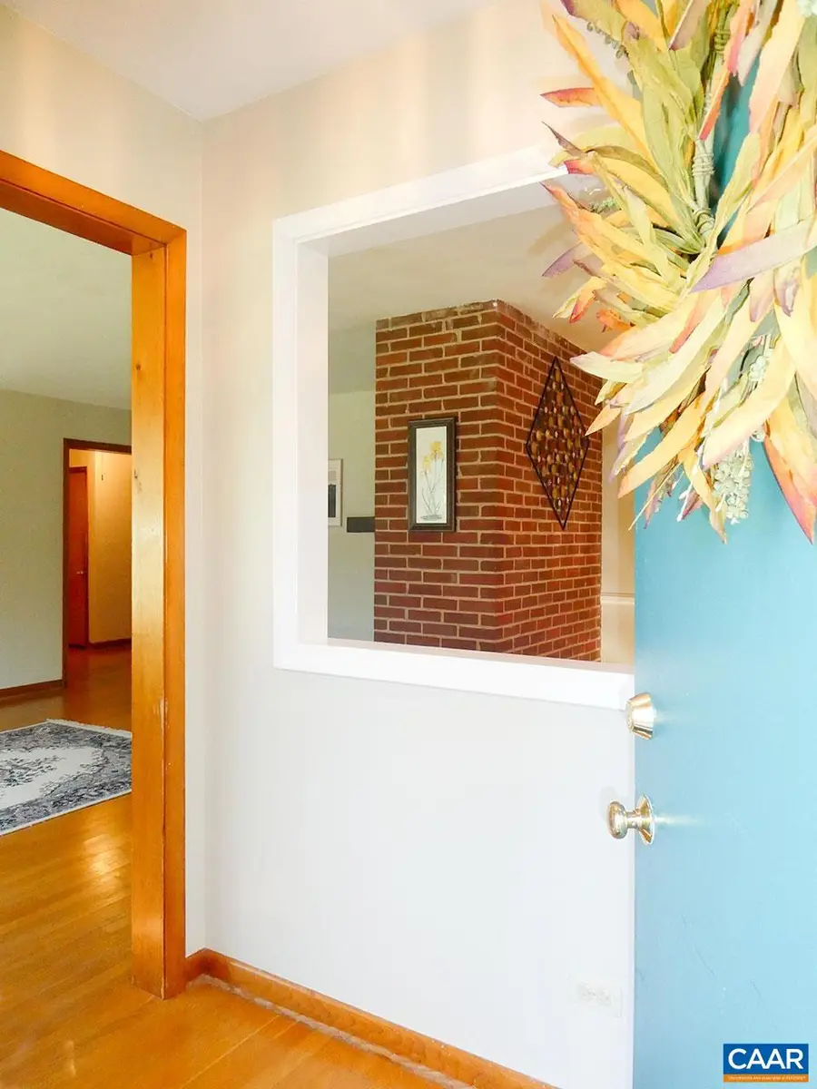 409 Moseley Dr, Charlottesville, VA 22903 - #3