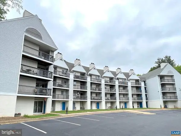 1243 Cedars Ct, Charlottesville, VA 22903