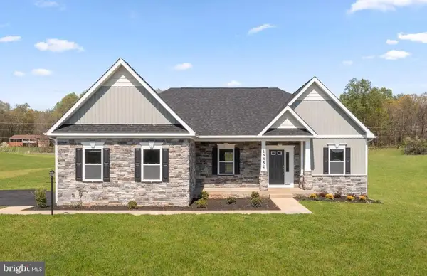 16452 Bobak Rd, Amissville, VA 20106