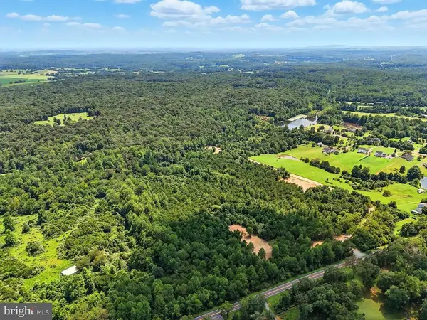 Foxtrot Ln, Rixeyville, VA 22737