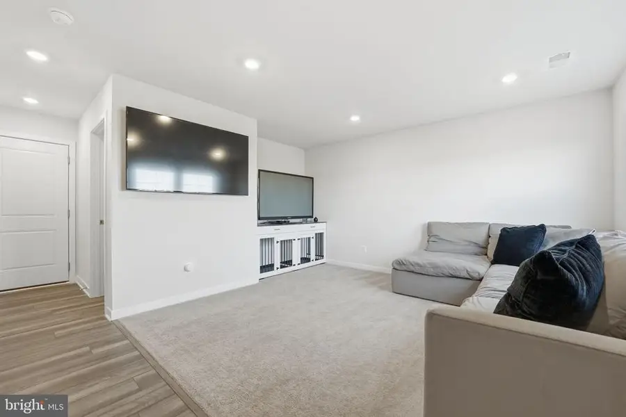 20131 Stonehaven Ave, Jeffersonton, VA 22724 - Image #3