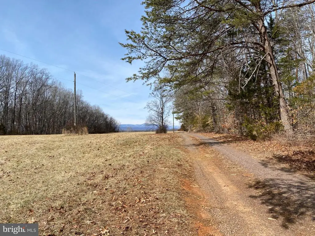 19197 Whites Farm Ln, Culpeper, VA 22701 - #1