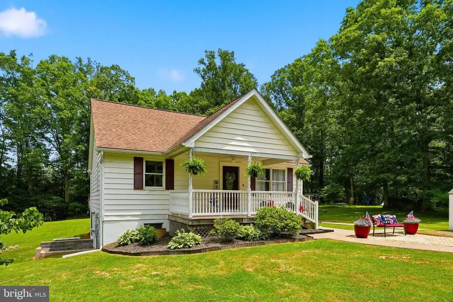 6235 Scottsville Rd, Jeffersonton, VA 22724 - #2