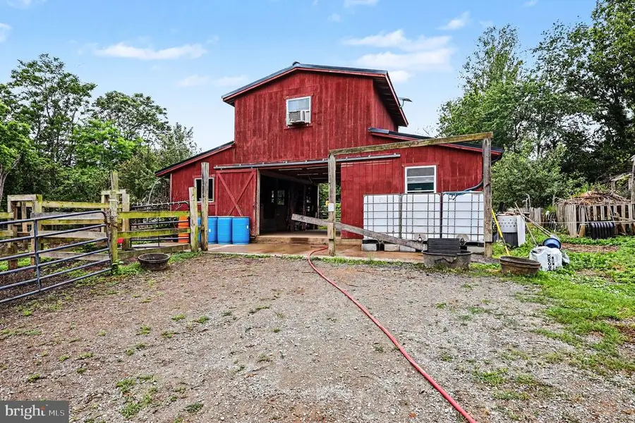 3085 Indian Run Rd, Amissville, VA 20106 - #2