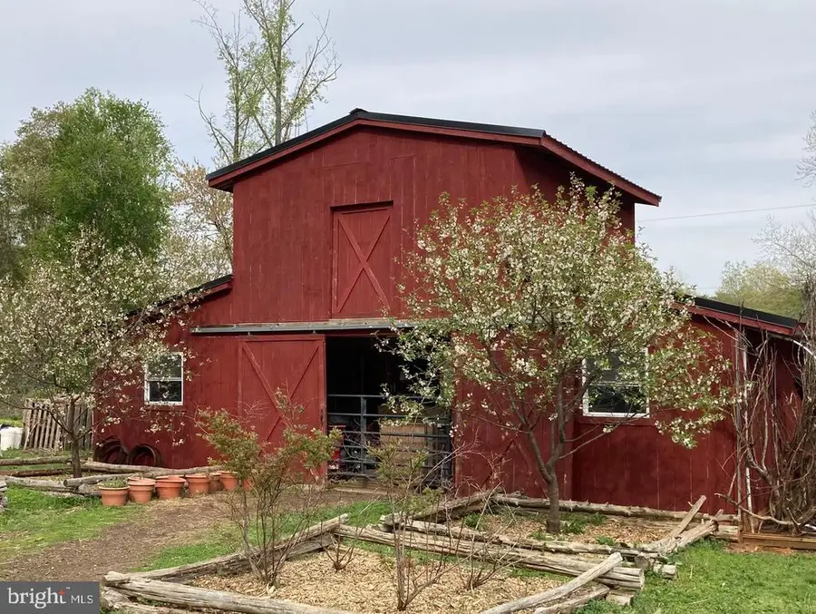 3085 Indian Run Rd, Amissville, VA 20106 - #3