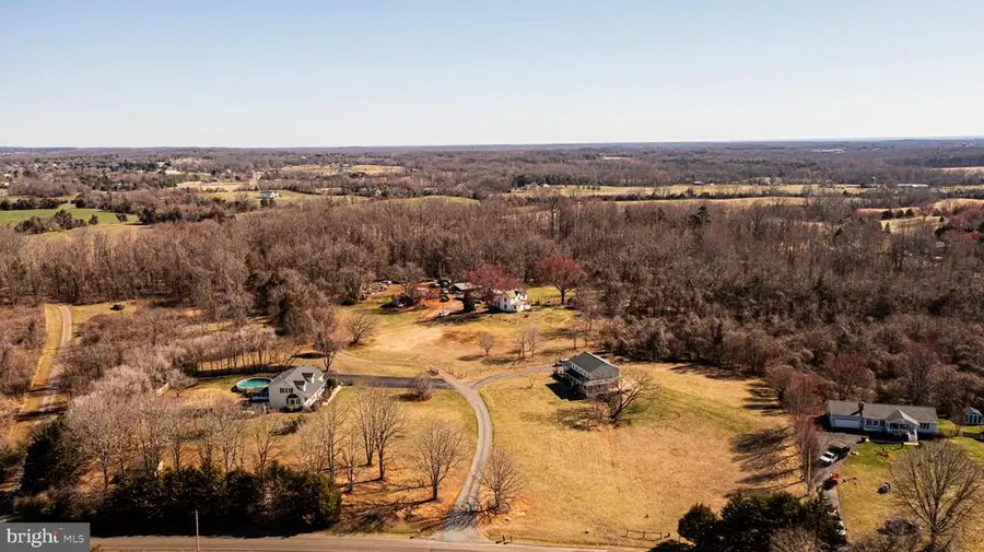 8158 Botha Rd, Warrenton, VA  - Image #2