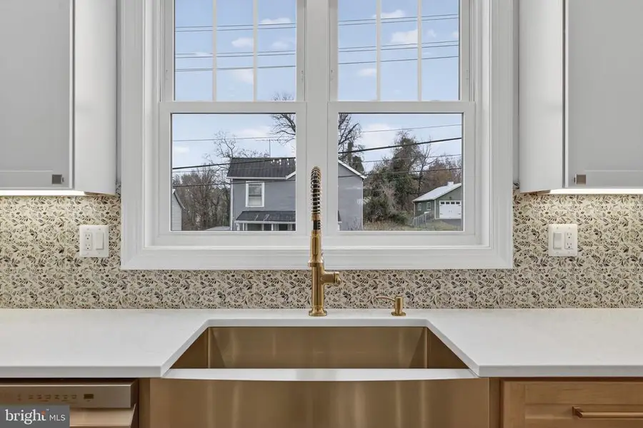 57 Madison St, Warrenton, VA 20186 - #3