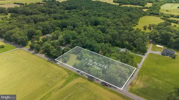 9960 Meetze Rd, Midland, VA 