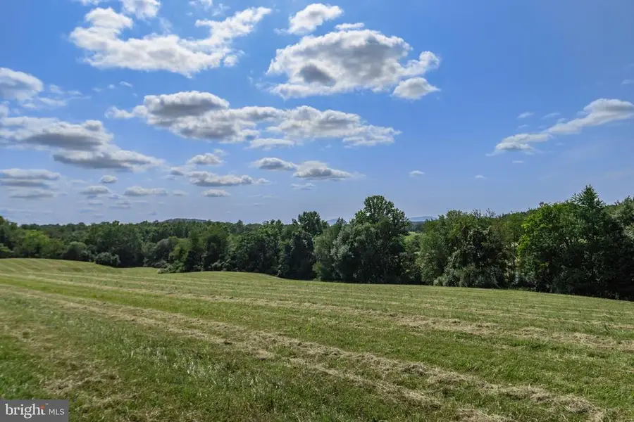 Clarendon Farm Dr, Marshall, VA  - #2