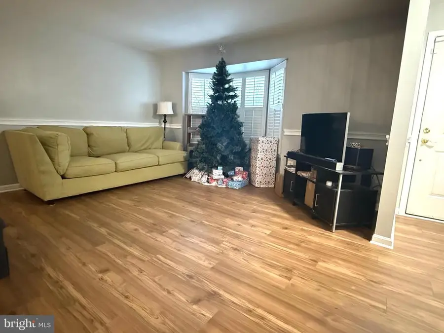 13 Aviary St, Warrenton, VA 20186 - Image #3