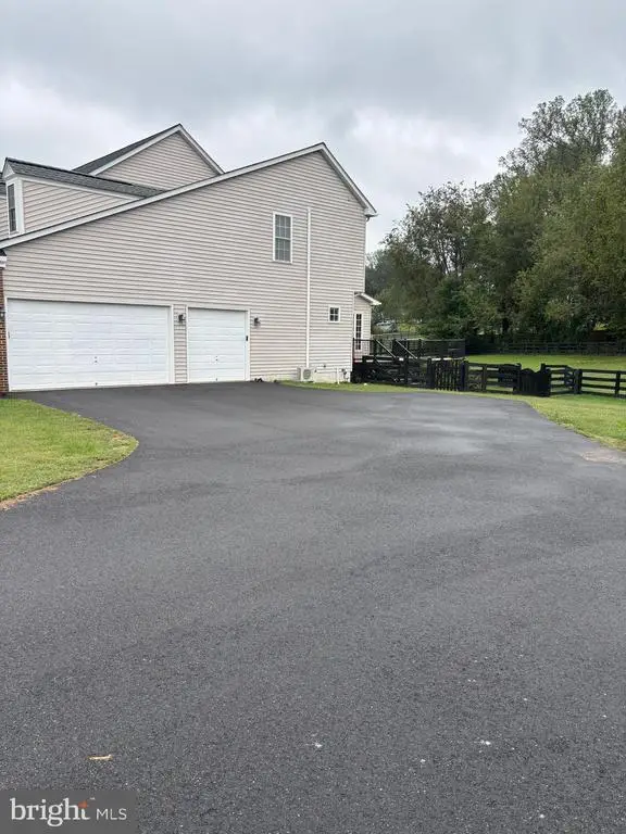 6110 Maloney Way, Warrenton, VA  - Image #2