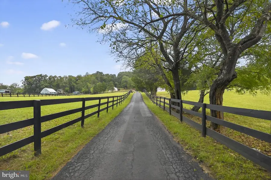 5084 Fairview Ln, Broad Run, VA  - #3