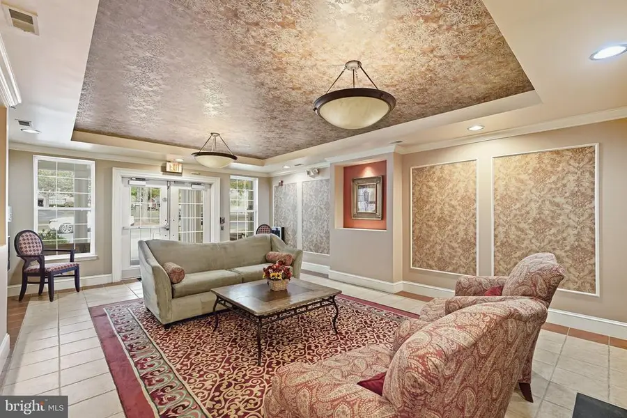 6696 Club House Ln, Warrenton, VA 20187 - #2