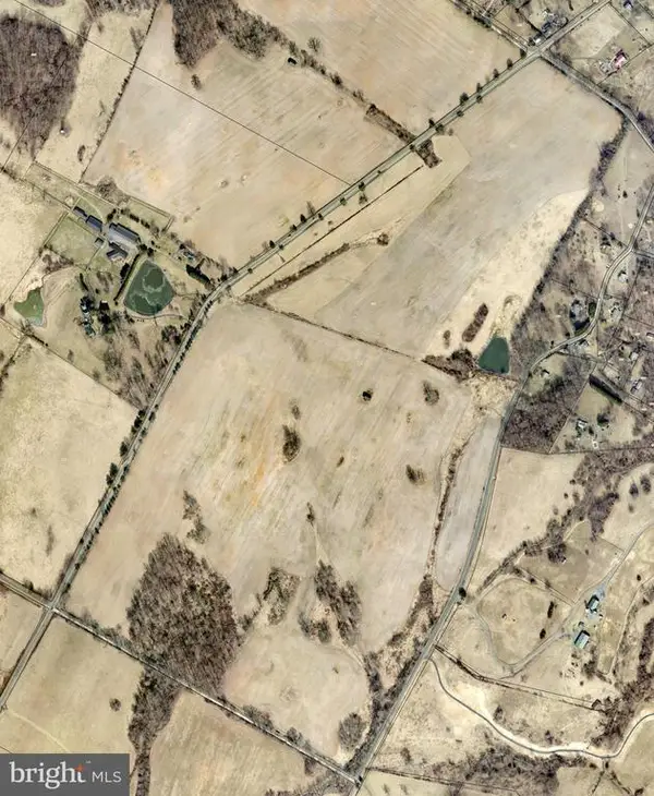 Crest Hill Rd, Marshall, VA 