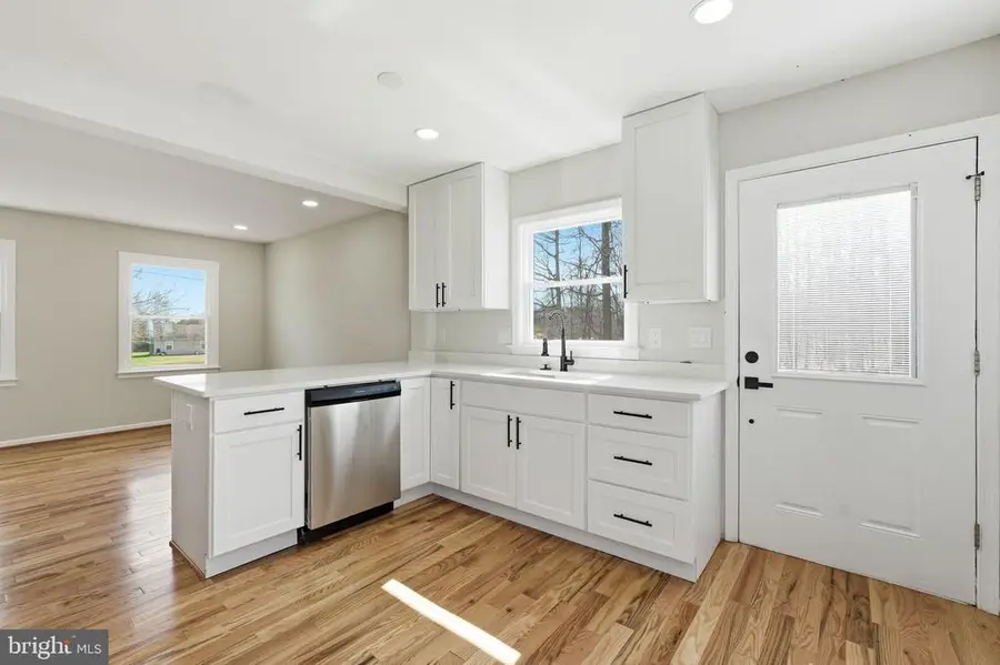 10442 Saint Pauls Rd, Bealeton, VA 22712 - #3