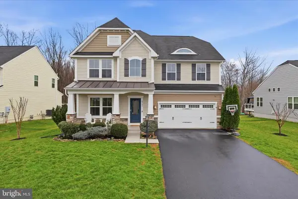 6767 Lake Anne Ct, Warrenton, VA 
