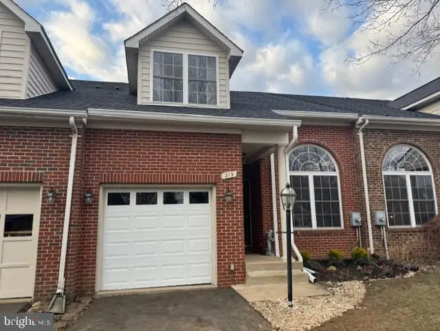 213 View Cir N, Warrenton, VA 20186 - #1