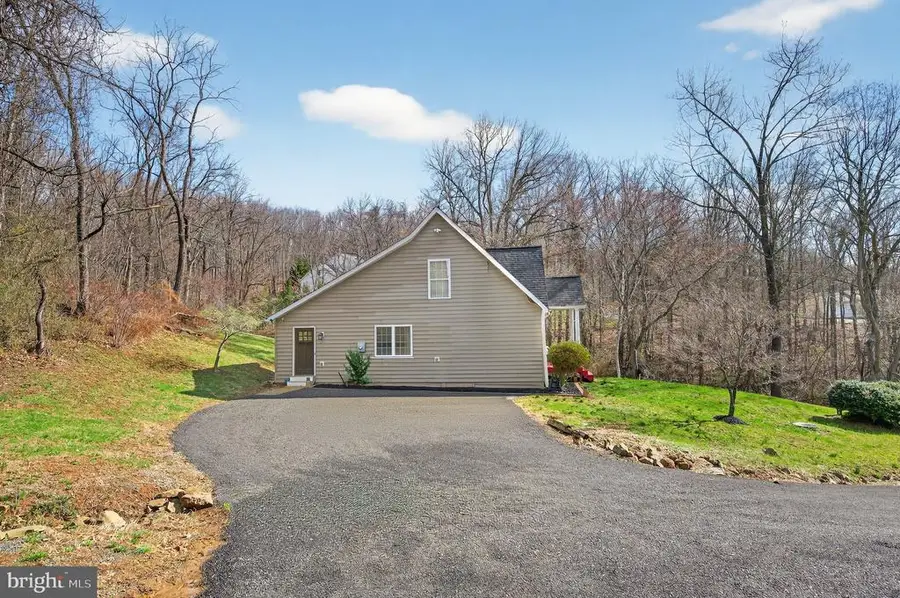 7460 Keith Rd, Warrenton, VA 20186 - #3