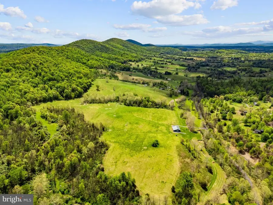 3459 Carrington Rd, Delaplane, VA 20144 - #3